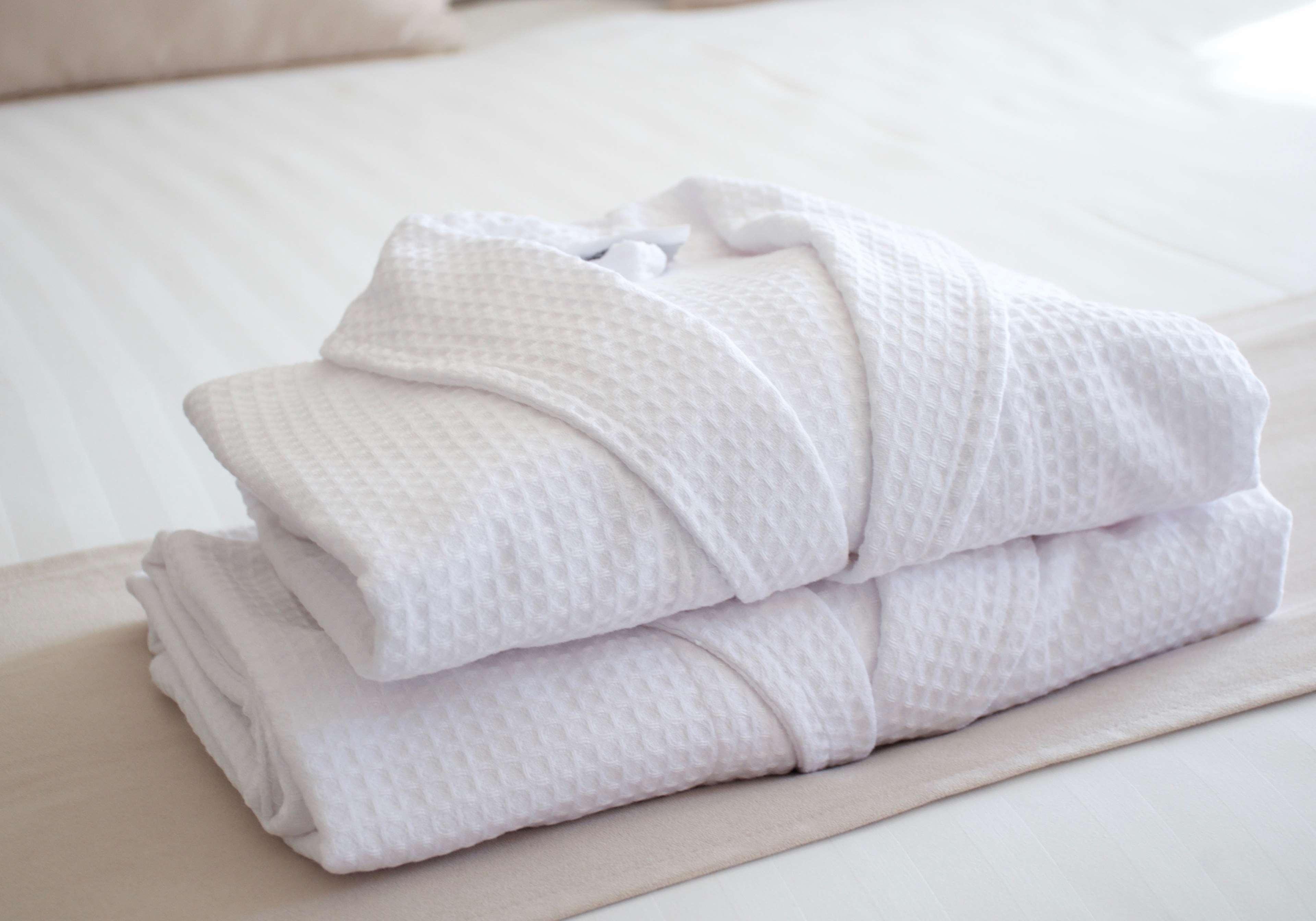 Surestay Hotel By Best Western The Clarence On Melville Олбани Екстериор снимка